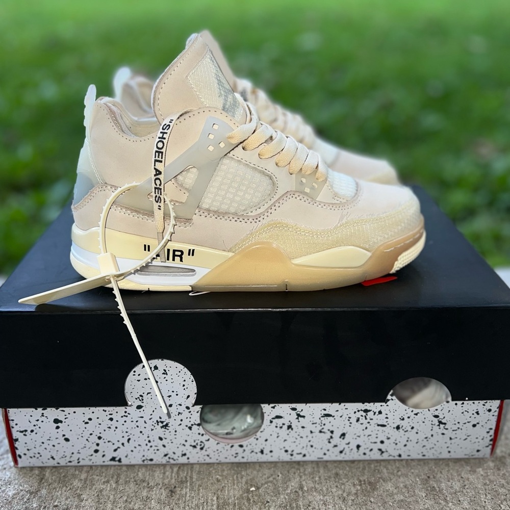 Air Jordan 4 x Off-White “Sail” Retro SP Size 6